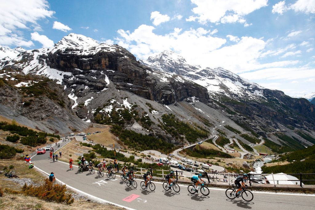 giro d'italia passo dello stelvio