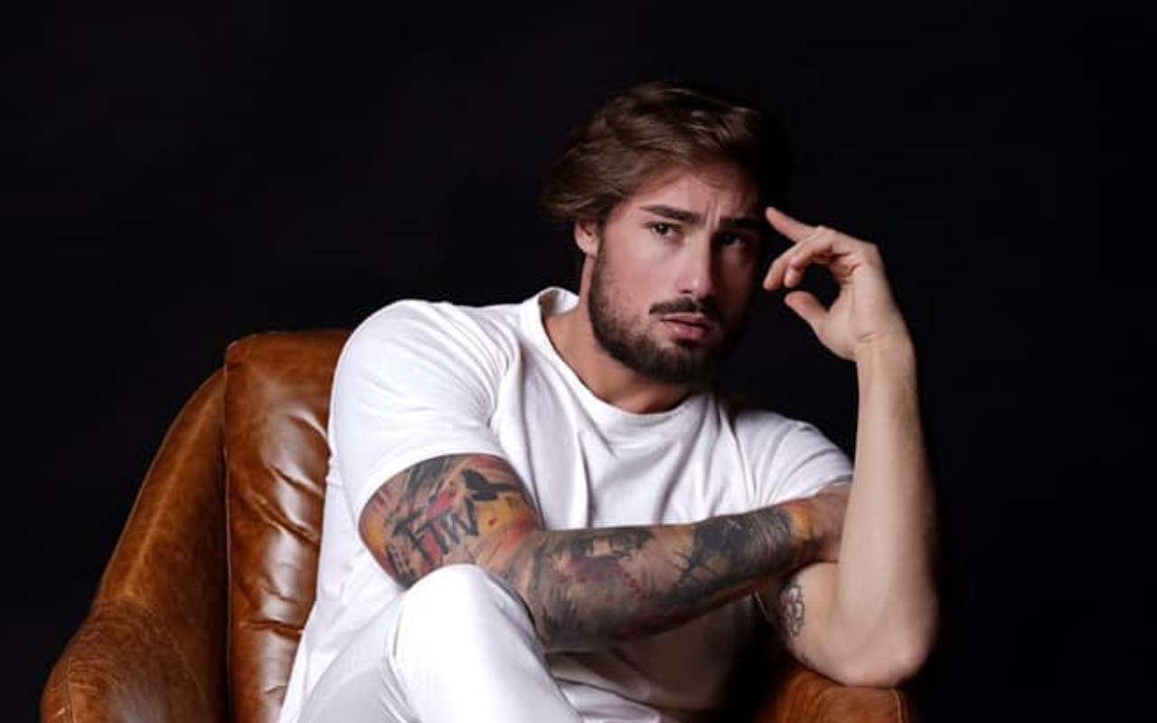 Gianluca Tornese pupa e secchione