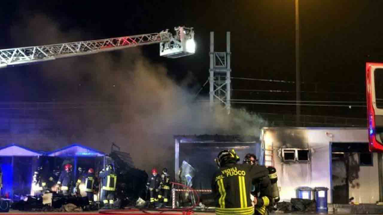 Ancona, il secondo incendio a Marina Dorica