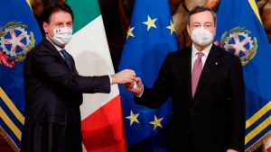 governo, inizia l'era draghi: applausi per conte, casalino in lacrime