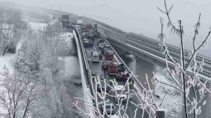 maxi incidente sulla torino-bardonecchia