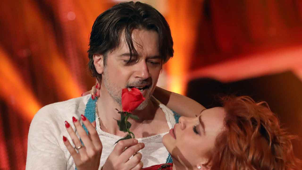 Svegliati amore mio, chi è Ettore Bassi, la carriera tra giochi di prestigio e teatro (Getty Images)