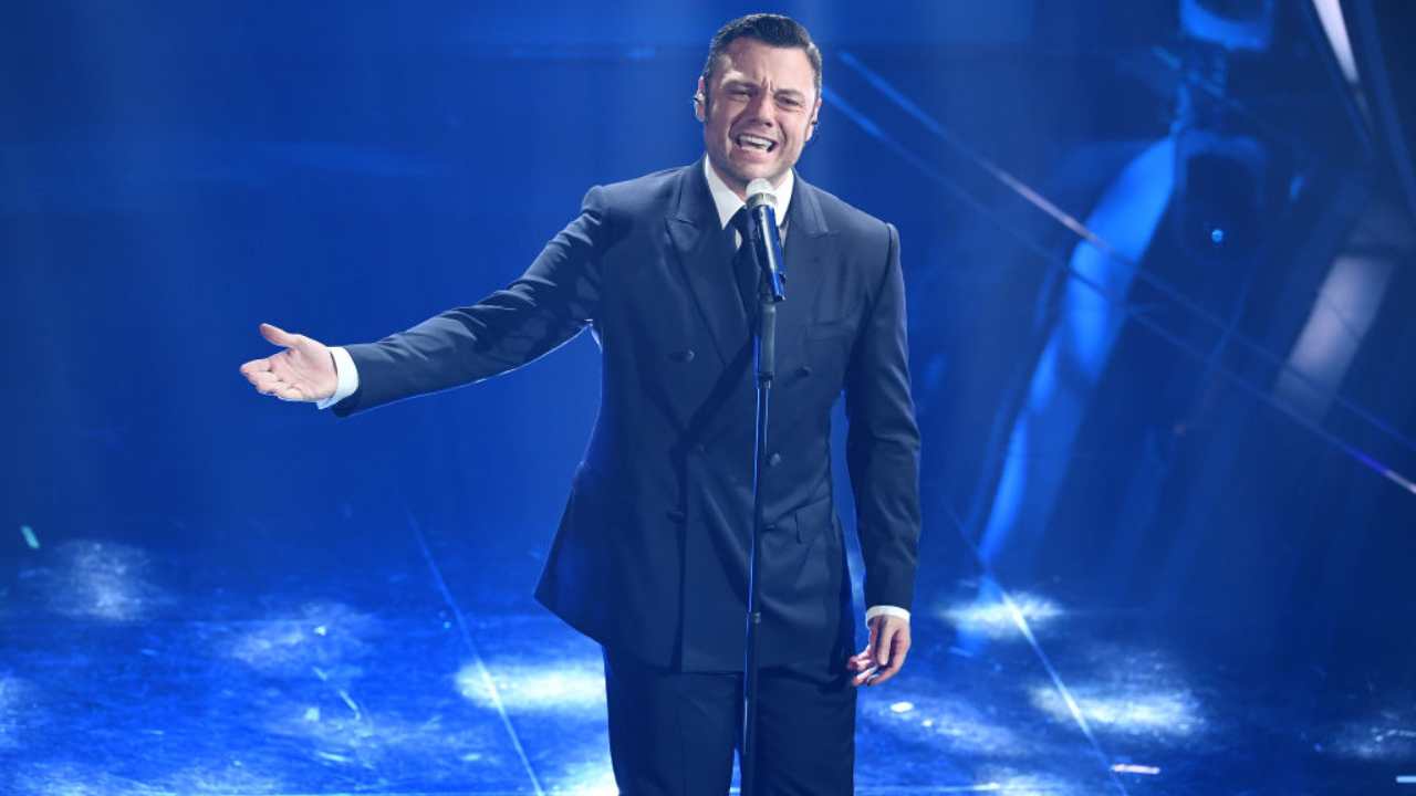 cancellato il tour di tiziano ferro