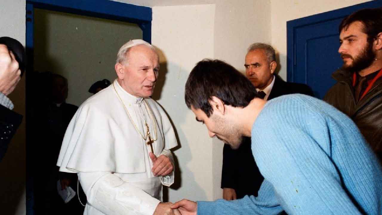 Mehmet Alì Agca, l'attentatore del Papa, che fine ha fatto oggi (Vaticano News)