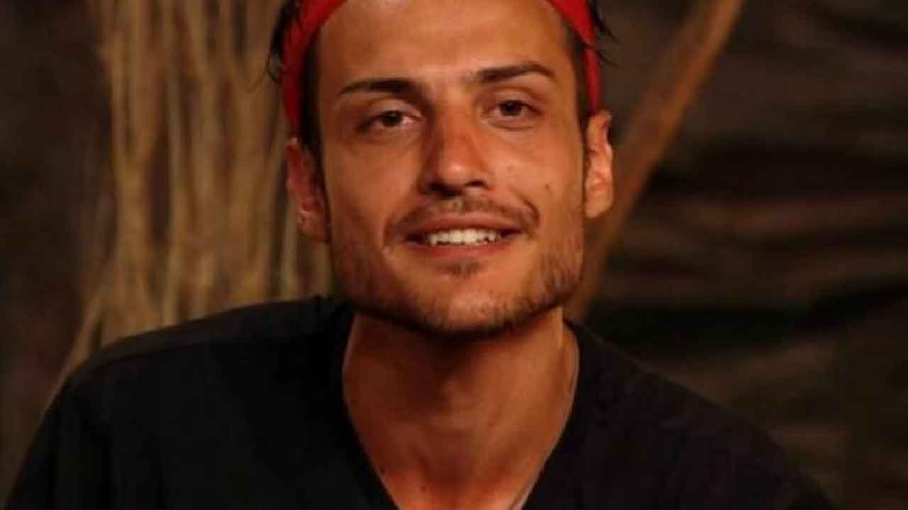 Isola dei Famosi, suo padre è orgoglioso che suo figlio sia arrivato in finale (Screenshot)