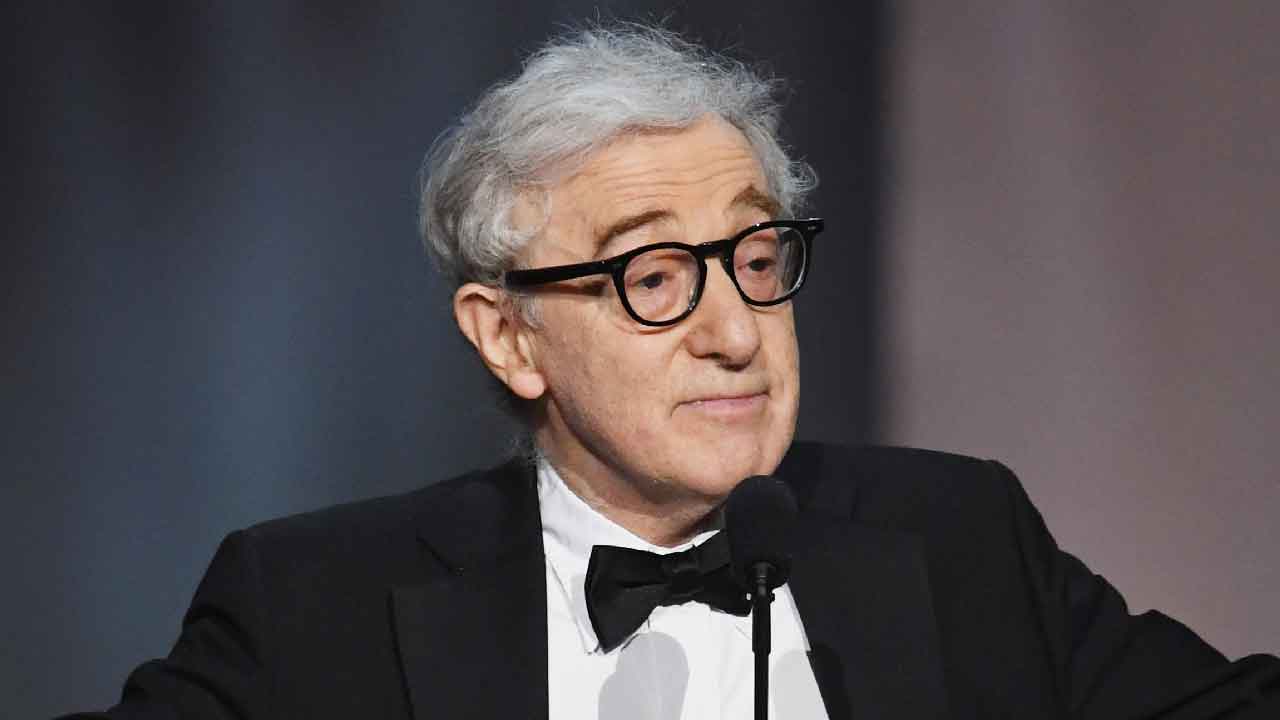 Woody Allen, l'autobiografia del regista e autore parla delle accuse subite da Mia Farrow (Getty Images)