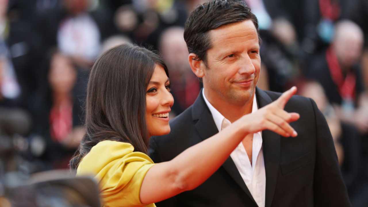 alessandra mastronardi si sposa con ross mccall