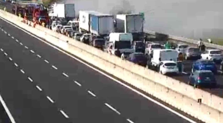 Screenshot Incidente A1 Scontro tra due camion