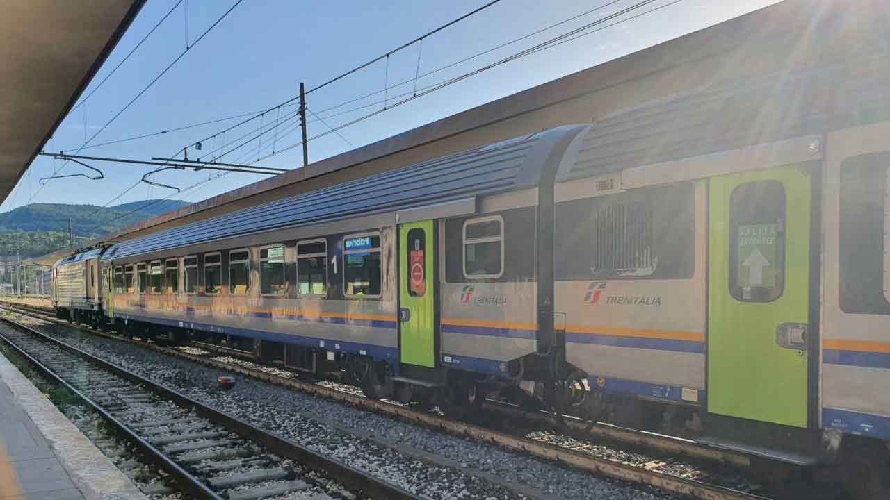 Fabriano, una 15enne viene investita da un treno (Foto dal web)