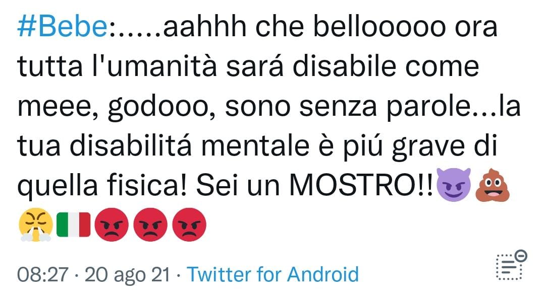 La utente su Twitter ha continuato a scagliarsi contro l'atleta sul suo profilo