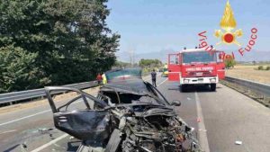 incidente sulla statale 106 jonica, tre morti