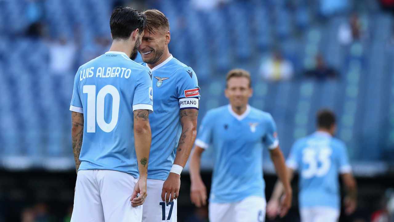 bacio immobile luis alberto