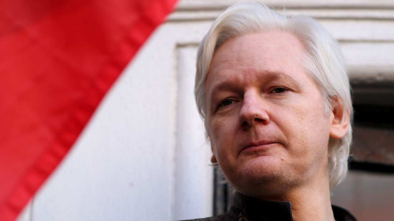 la cia voleva uccidere assange