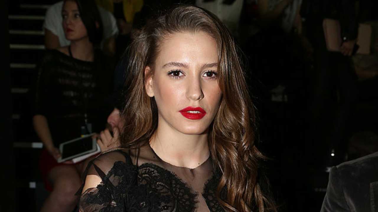 Serenay Sarikaya