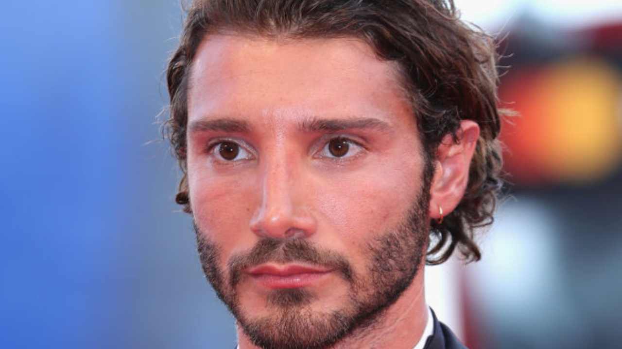 stefano de martino, nuovo amore: chi è la ragazza napoletana