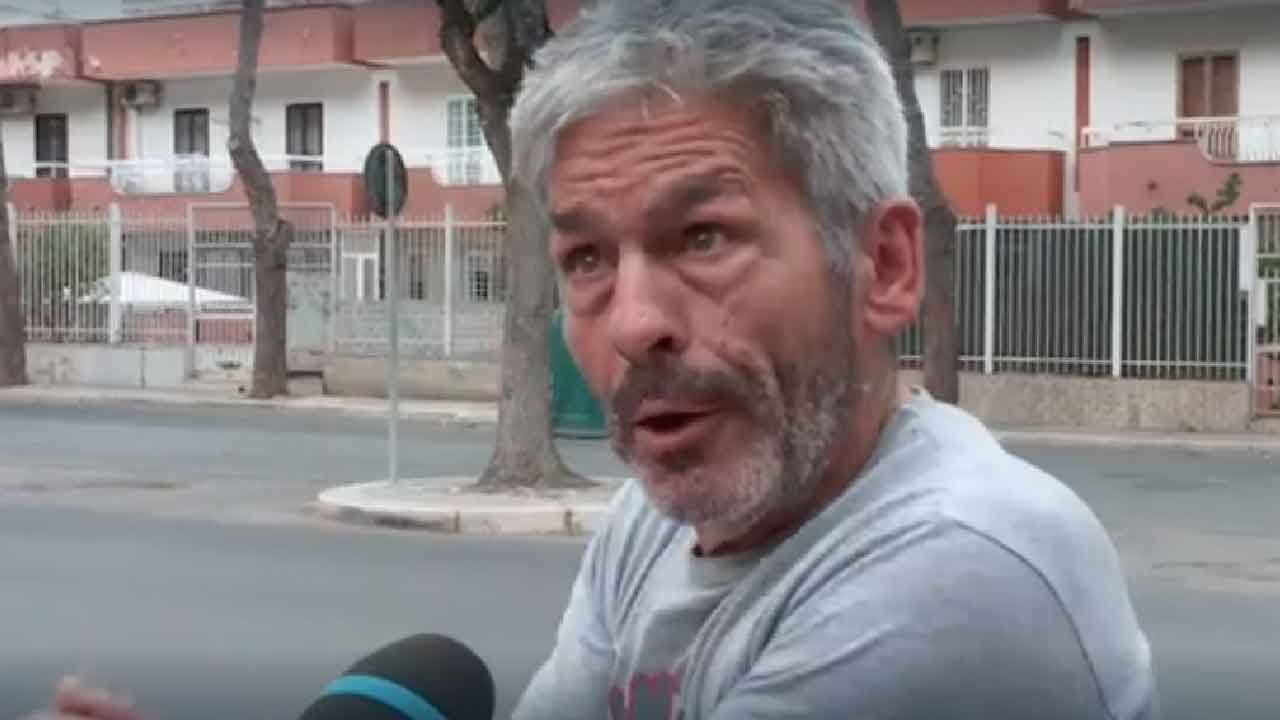 Barletta, a Chi l'ha Visto il caso dei due fratelli vittime dei bulli di quartiere, sassi e pietre contro l'abitazione (Screenshot)