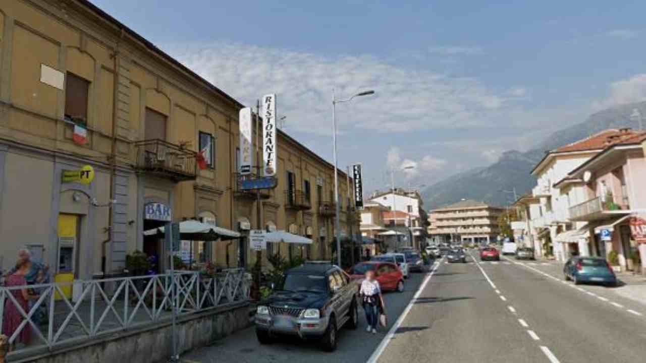 luserna san giovanni, donna uccisa al bar primavera