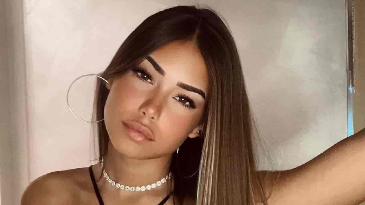 Rebecca Parziale, Il Collegio 6 fenomeno Instagram, &quot;sei la più bella&quot;