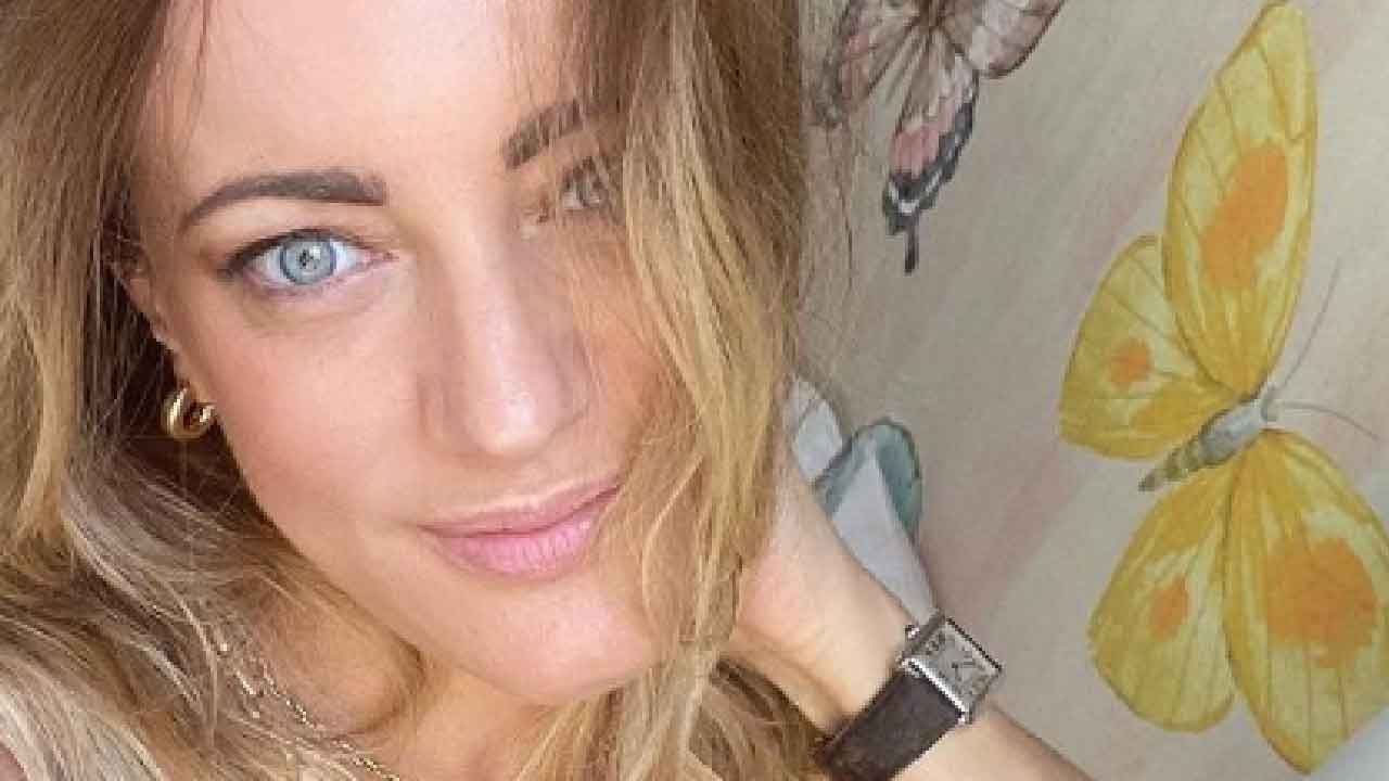 Claudia Rossi, chi è la giornalista de Il Fatto Quotidiano attiva su Twitter (Instagram)