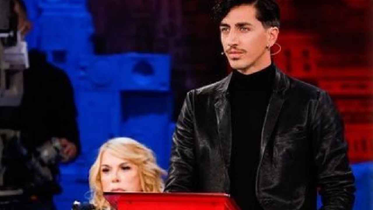 Amici 21, i telespettatori si scagliano contro l'ospite di Maria De Filippi (Instagram)