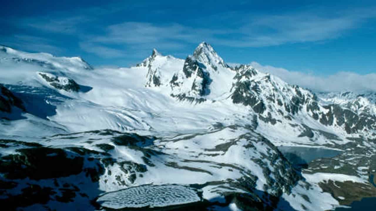 La Thuile, valle dove una valanga ha provocato la morte dello sciatore 25enne (fonte:gettyimages)