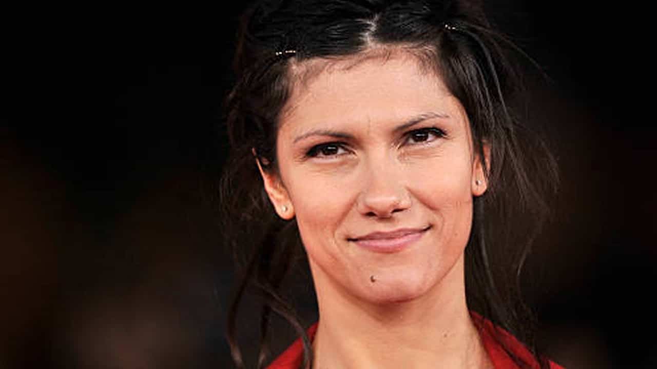 Elisa, la cantante ha il Covid: