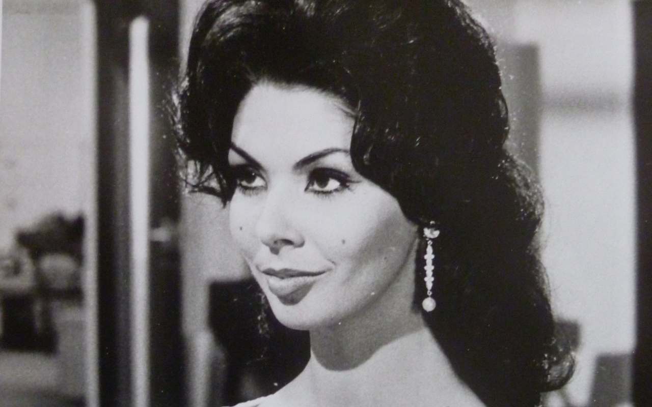 Gloria Paul