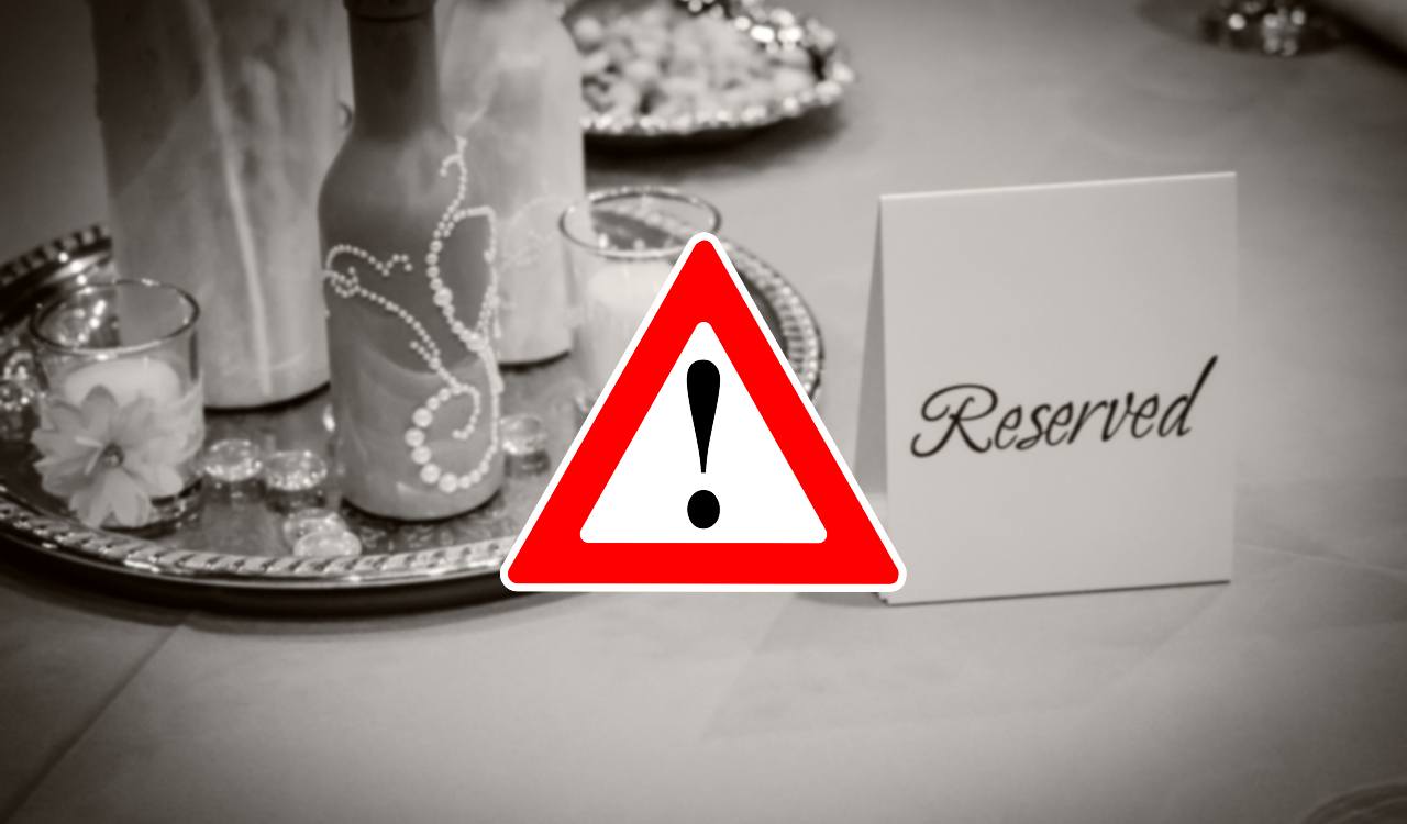 Riservare un tavolo al ristorante (Pixabay)