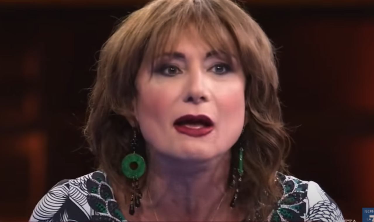 Vladimir Luxuria senza fiato, una rissa che rimarrà nella storia Vladimir Luxuria senza fiato, una rissa che rimarrà nella storia