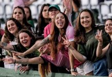Donne e bimbi ultras