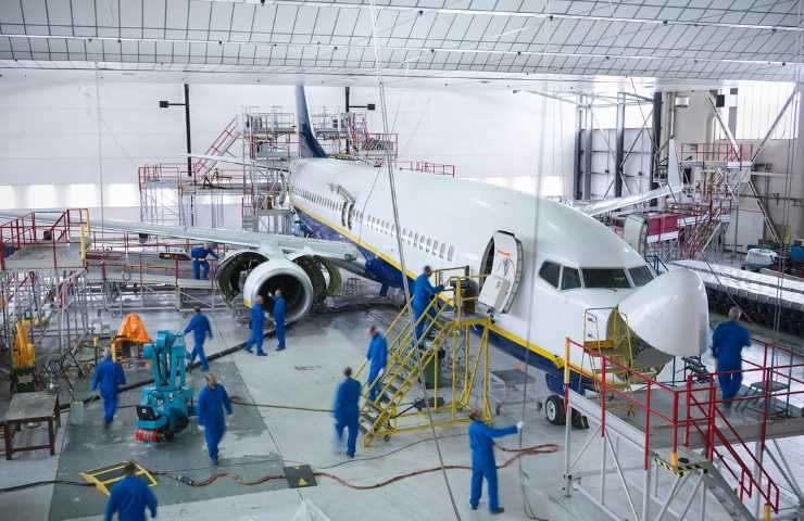 aeroporto dipendenti al lavoro